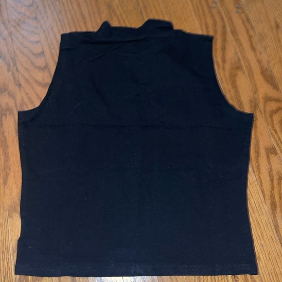 Mock turtle neck tank - Picture 2 of 3